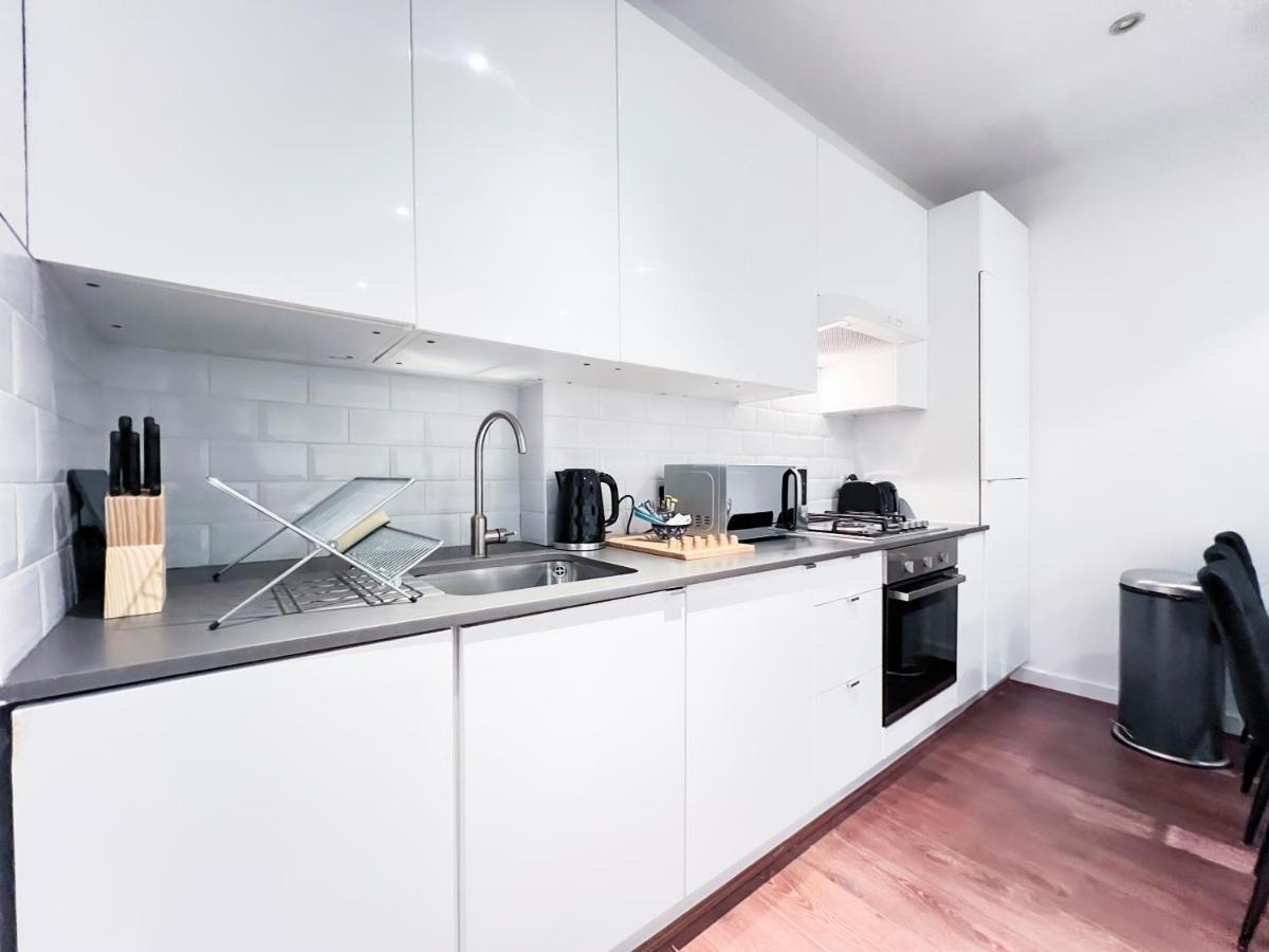 Prime Location Camden Luxury Apt Sleeps 6 Londen Buitenkant foto